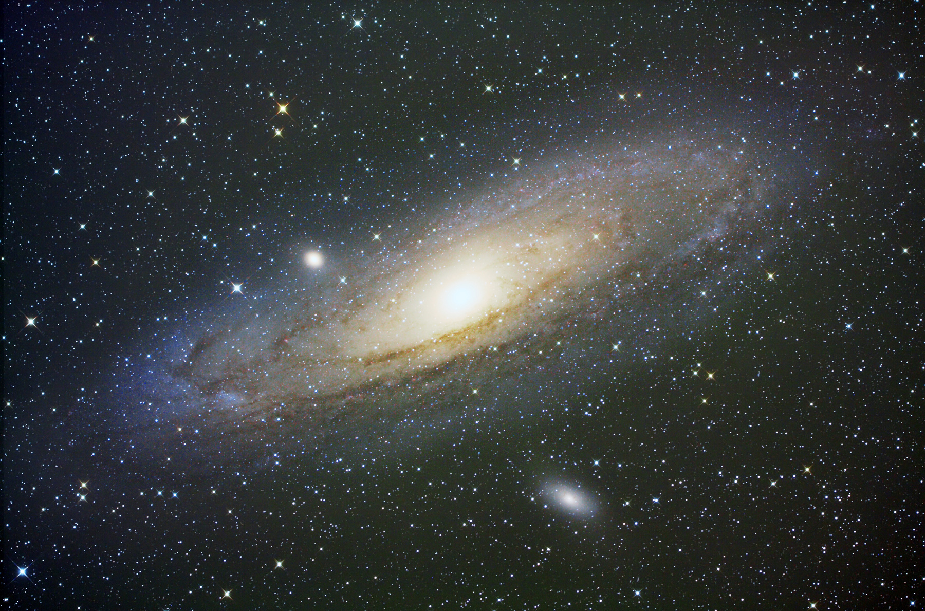 m31-crop-l-c1-combine2_f-jpg-resized-sac.jpg