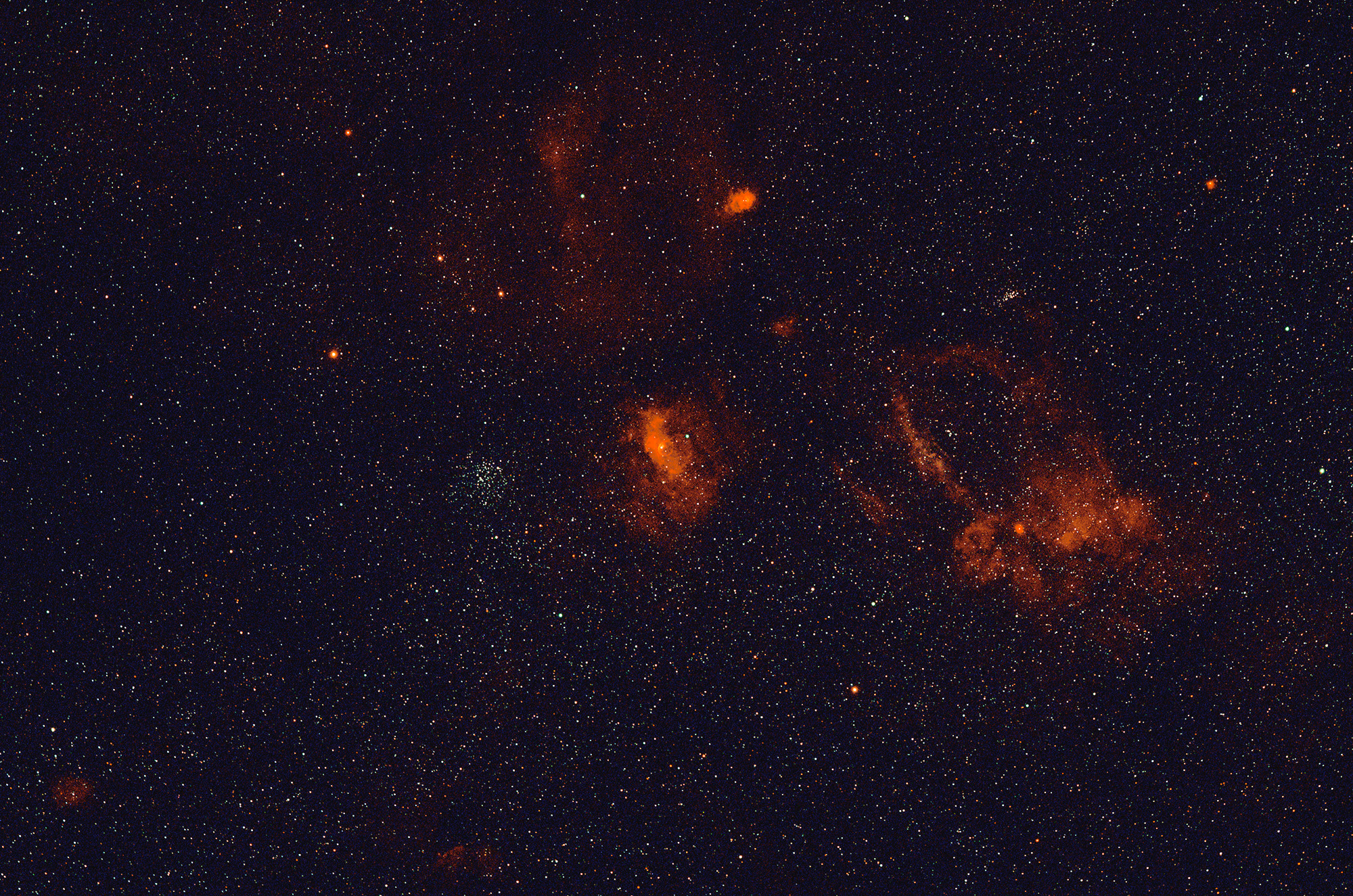 ngc7635_220725_SS61_2000MC_100-300_extr_IP5-001cw.jpg
